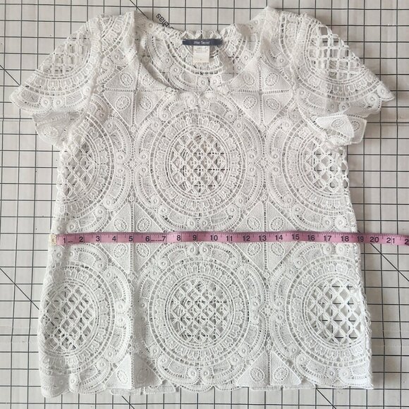 ModCloth Blue Tassel White Lace Short Sleeve Top Size S Like New - Picture 8 of 11